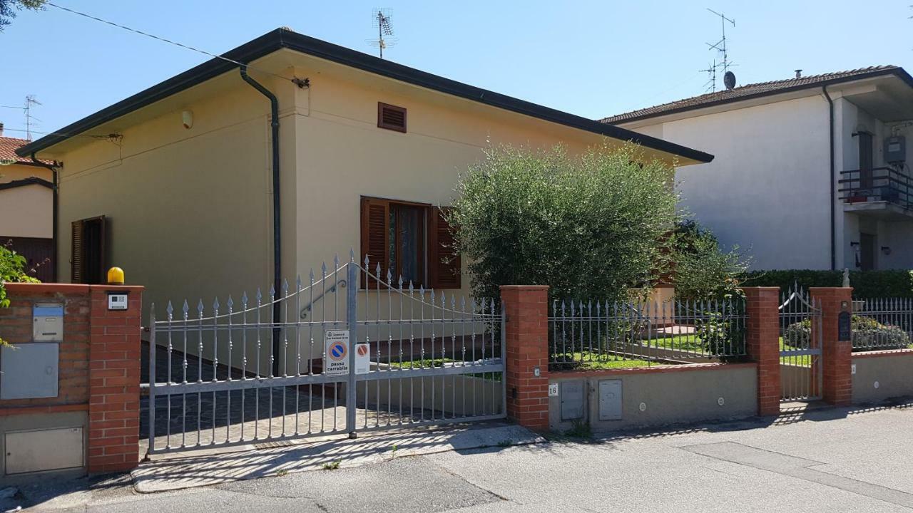 Casa Magnolia Villa Arena Metato Buitenkant foto